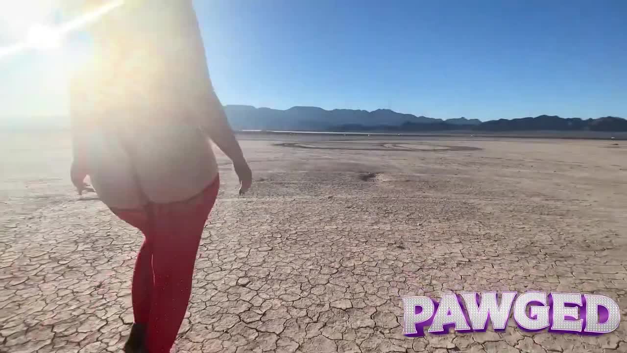 Spencer Rayne Gets Dirty In The Desert