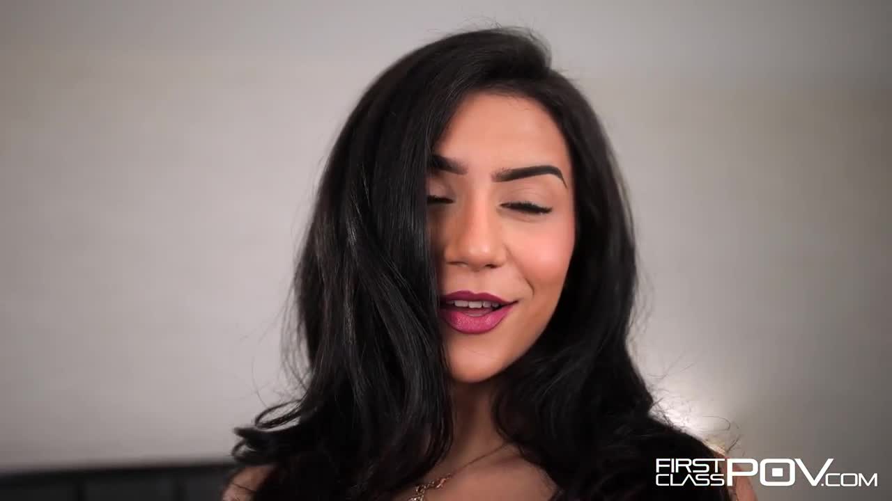 Roxie Sinner Flaunts Her Big Tits And Ass