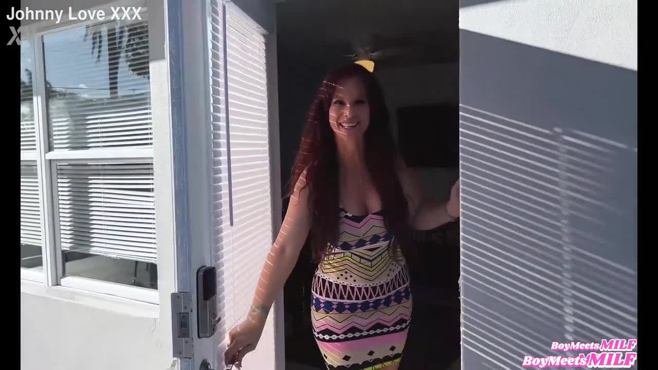 Syren De Mer I Came In Sexy Busty Milfy Ass