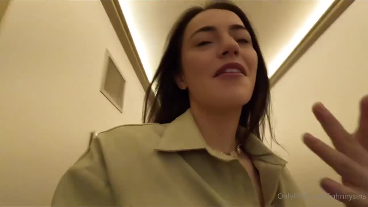 Kylie Quinn New Hotel Hookup With Johnny Sins
