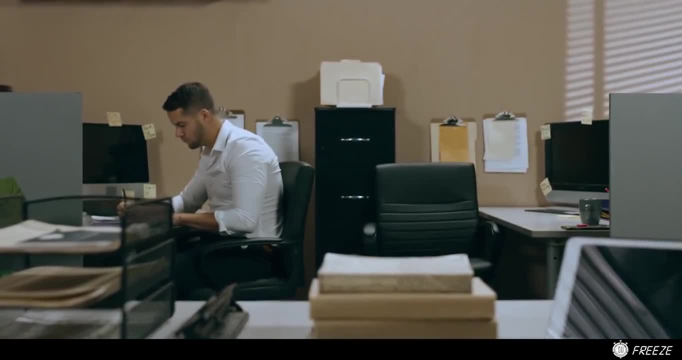 Blake Blosson Boss Freezes Hot Employee And Hard Fucked Her