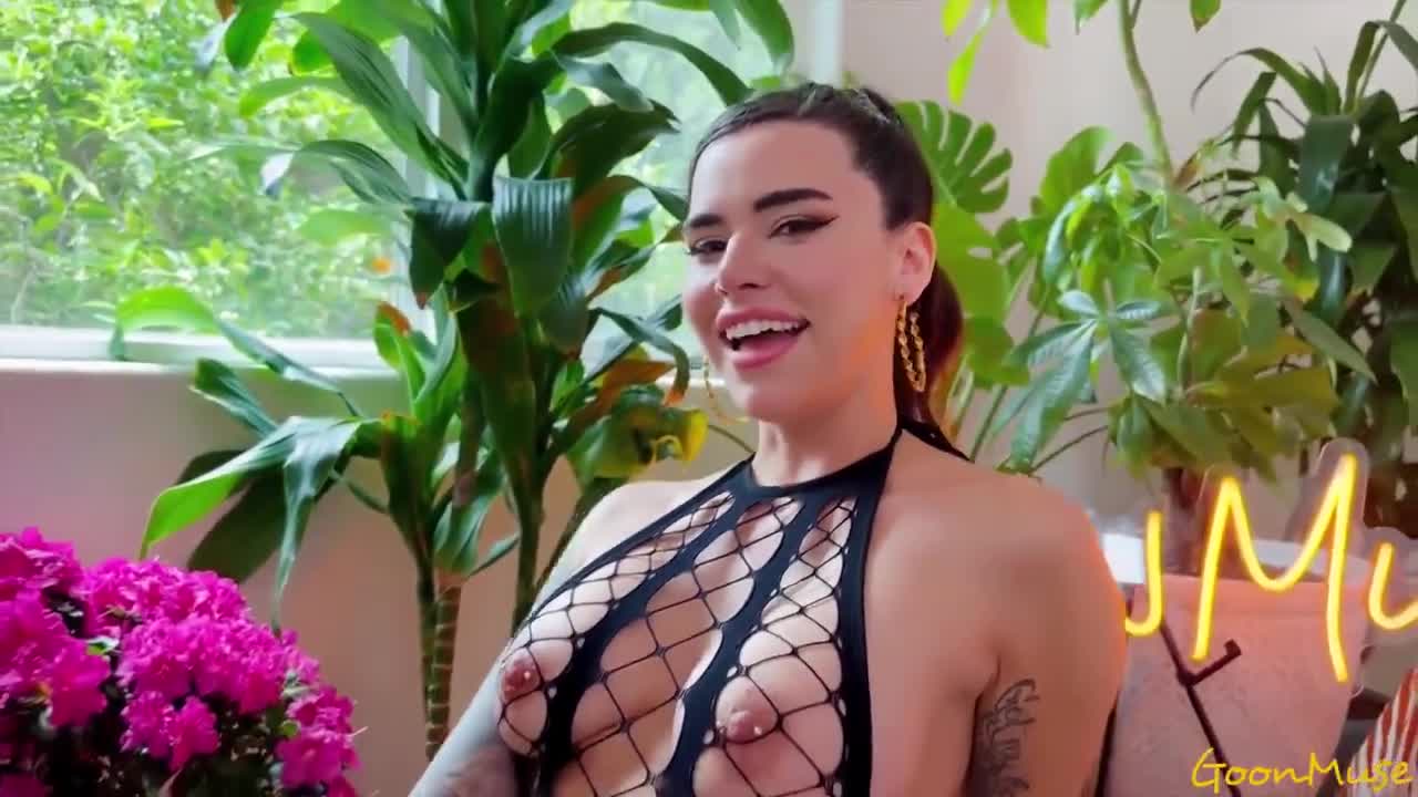 Suttin Goonmuse With Zac Wild