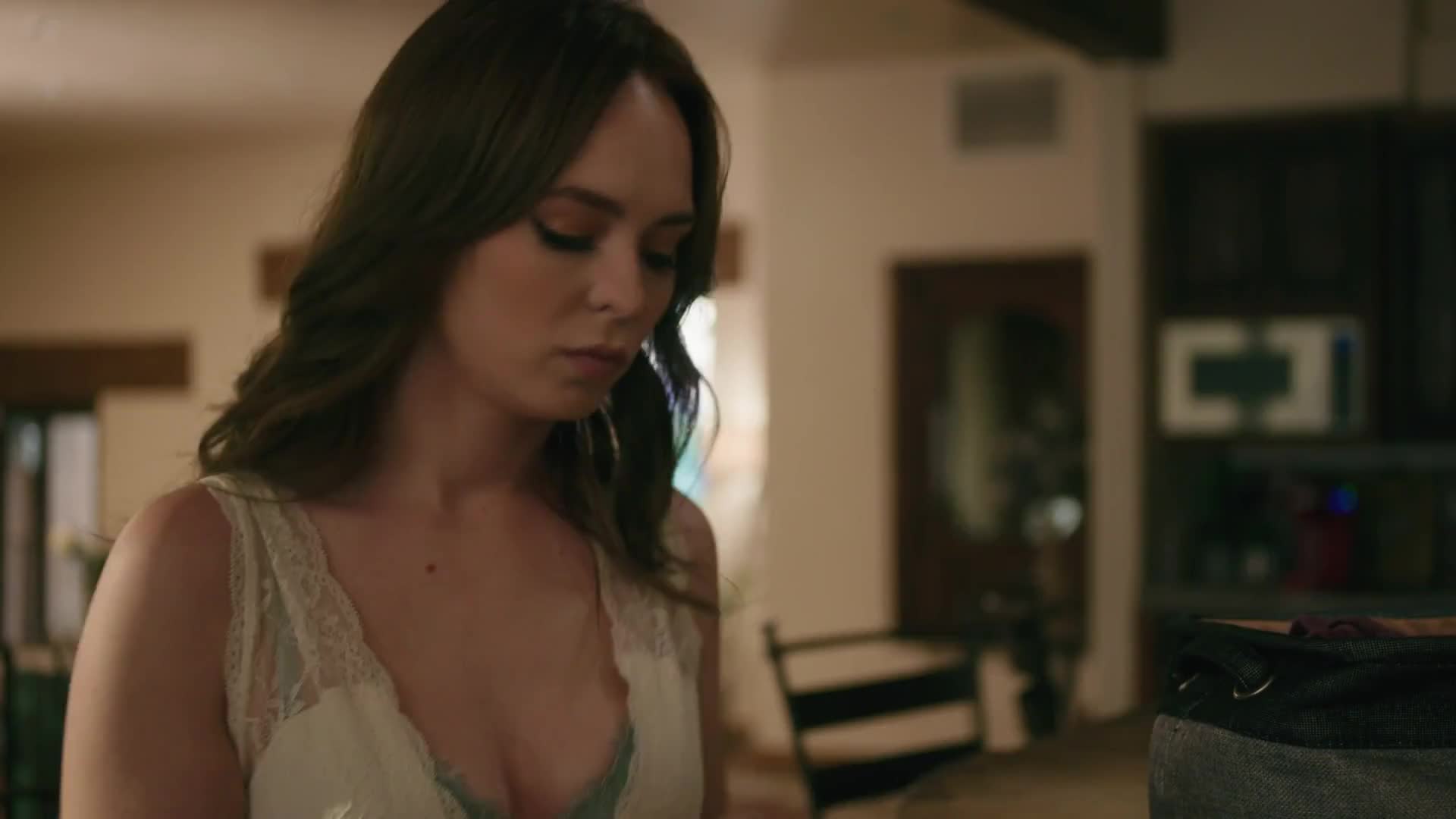 Laney Grey & Lilly Bell GG Pussy Rubling Lesbian Fuck