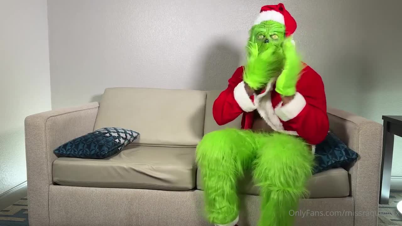 Miss Raquel OnlyFans leaked Miss Raquel BRAND NEW Grinch Homdemade Sextape on HDthot