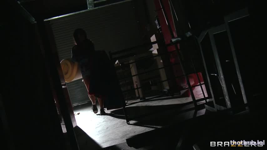 Asa Akira Homeless Girl Fucks Painter Johnny Sins With Pissing