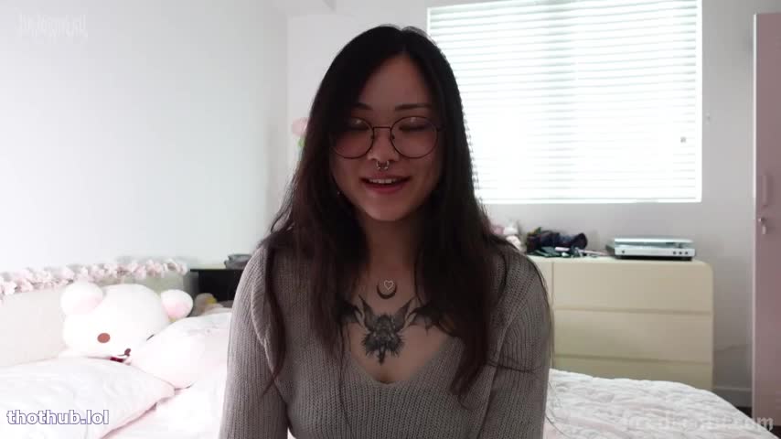 ur2dwaifu surprise for step mom