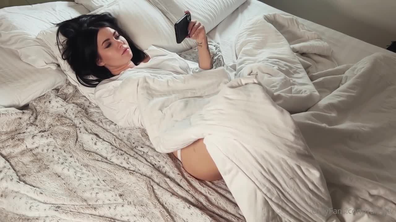 Railey Diesel Watching Porn In Bed