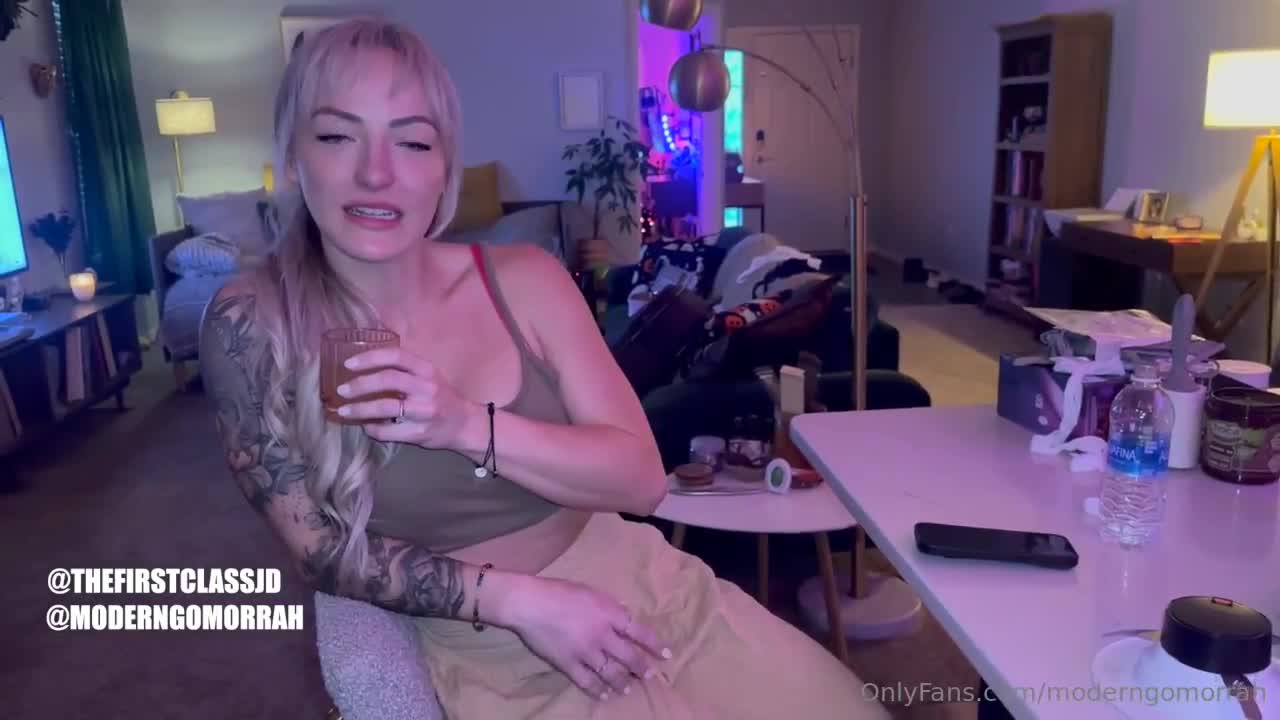 Heidi Jo Fit Watch Hotwife Enjoy Deep BBC Pleasure Session