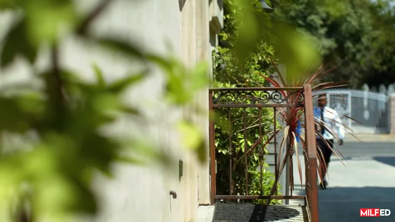Sophia Locke Craving For Step Sons BBC Poolside Fuck Fest