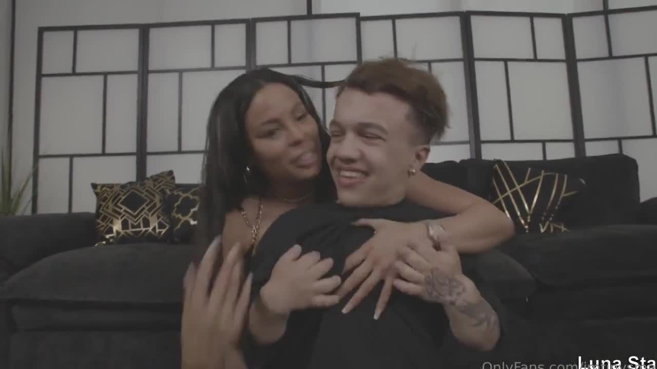 Luna Star Get Drilled By A Short Guy