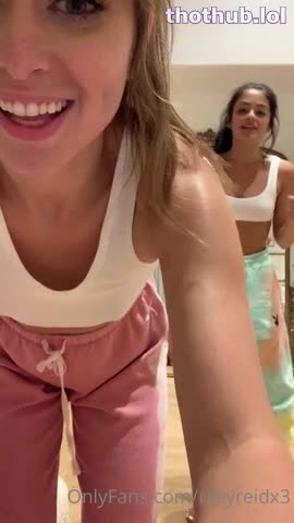 Riley Reid We are hairy GG