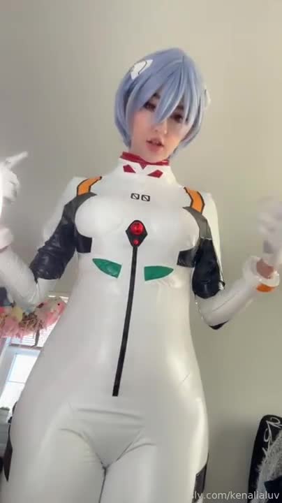 Kenalialuv Masturbates In Rei Ayanami Cosplay