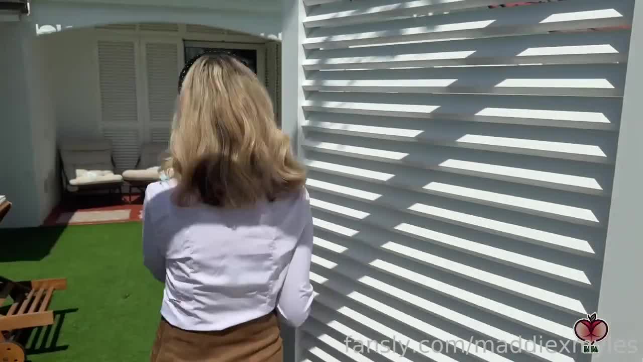 Maddie X Myles ReaL Estate Agnet Roleplay Threesome