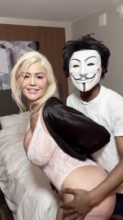 Danii Banks Intense Raw Hotel threesome with busty blonde