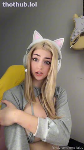 Kenalialuv after playing that college life sex game on stream