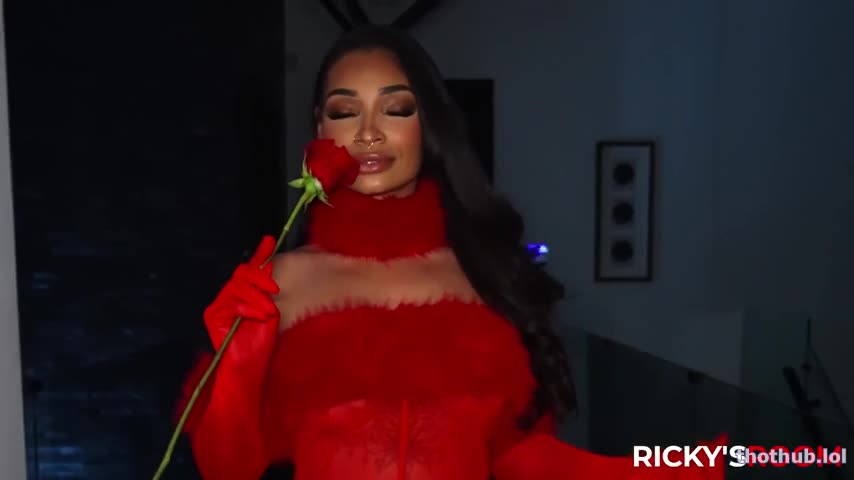 Erotic Medusa - It's A Rickysroom Valentine