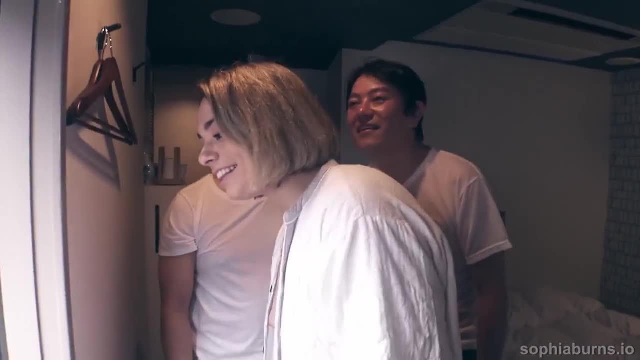 Sophia Burns OnlyFans leaked Sophia Burns All Holes Rented And Used In Japan 4k on HDthot