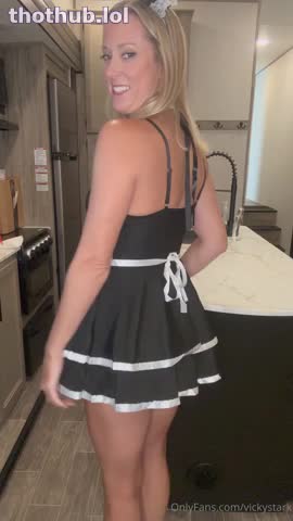Vicky Stark Horny Maid PPV