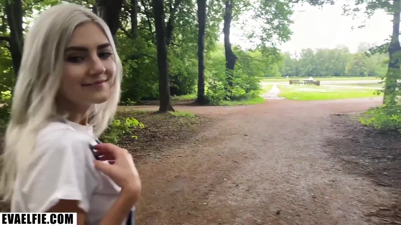 Eva Elfie’s Outdoor Sex With Her BF