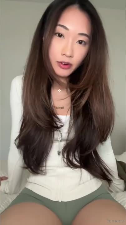 Yemada OnlyFans leaked Yemada Begs For A Facial JOI on HDthot