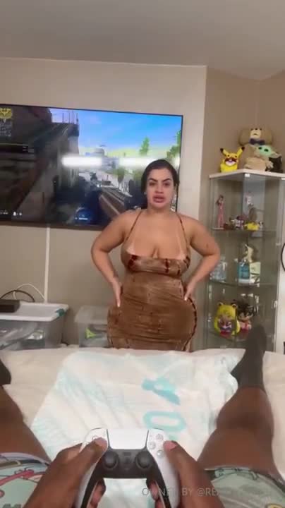 Lissa Aires Thicc Ass Step Mom Fucks Me While I Gaming