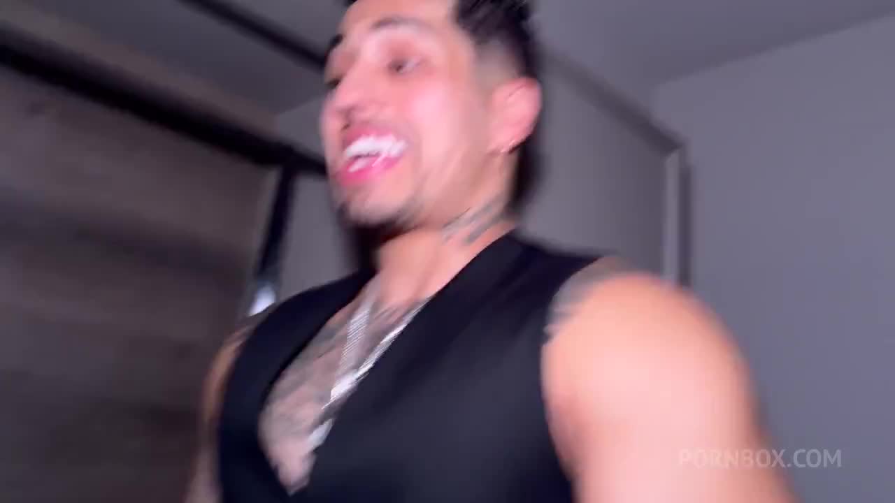 Rossa Vaxx Nasty Slut Wants To CUM Inside Her Pussy By 3 Huge Cock Gangbang