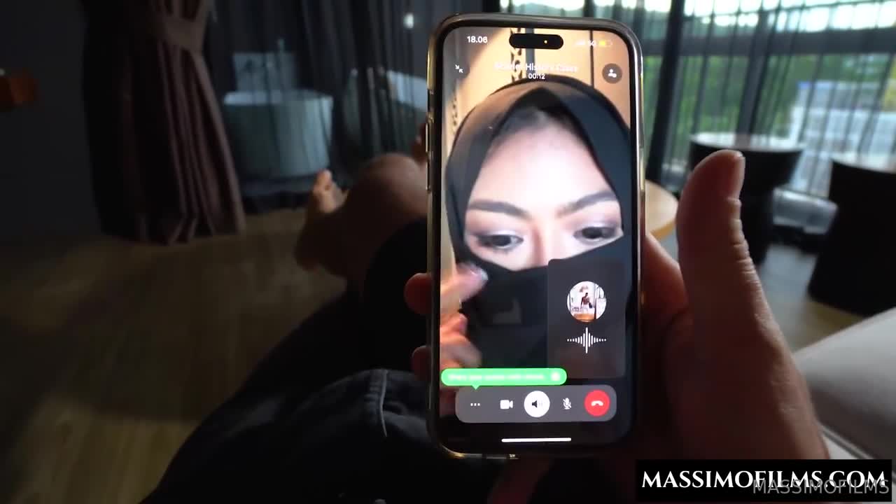Scarlet Assian Receives A Facial After Sex