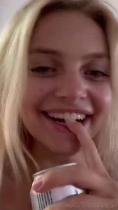 Trippie Bri Football Game Blowjob OnlyFans Video Leaked
