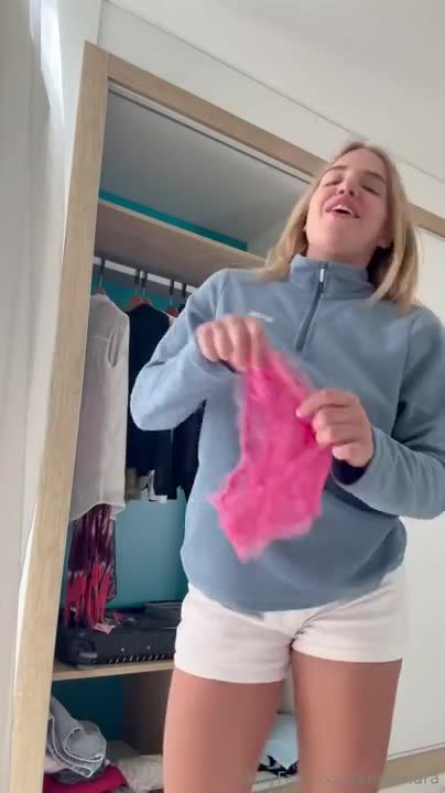 Aldabbaby Fucks Her Cunt In Lingerie