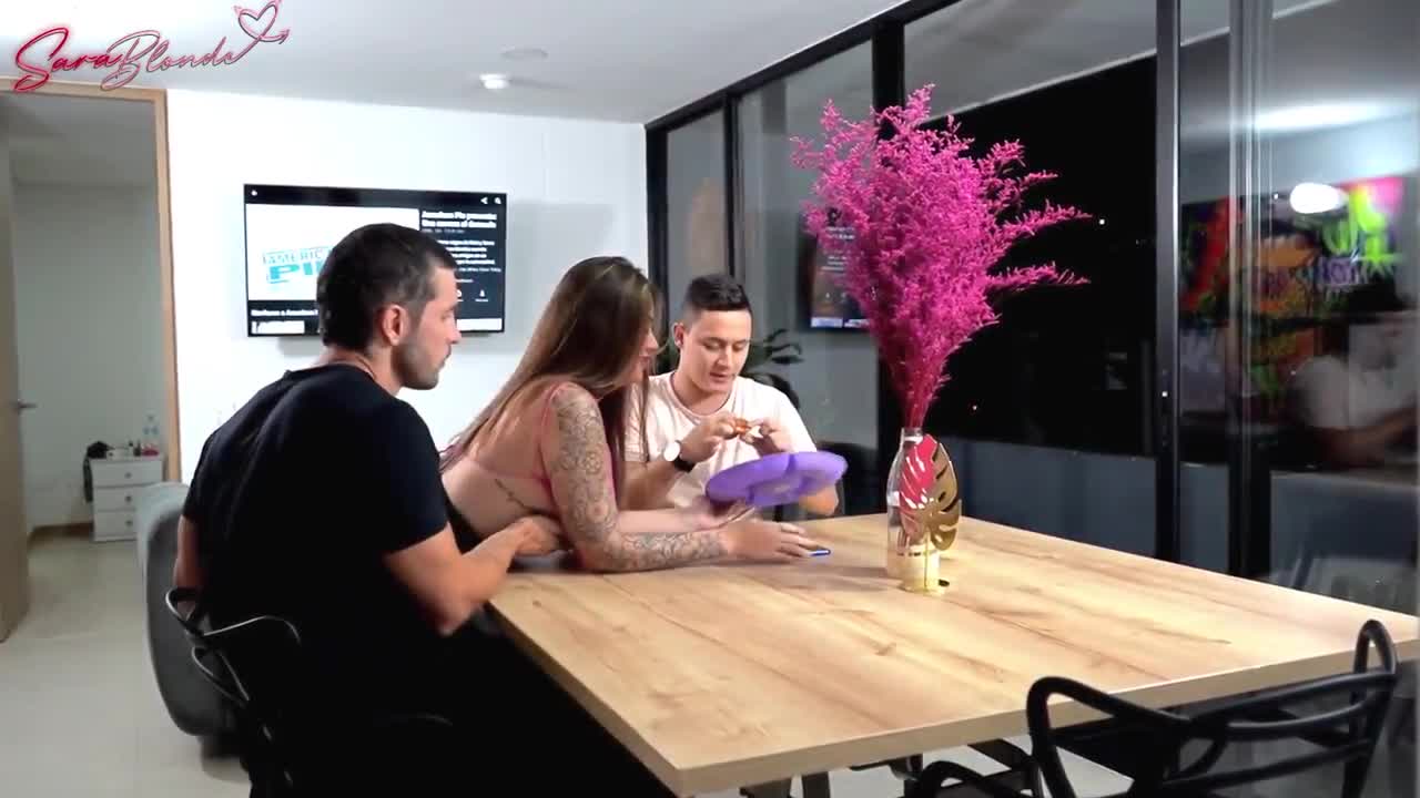 Sara Blonde OnlyFans leaked Sara Blonde Fucks Another Man Behind Her Husband on HDthot