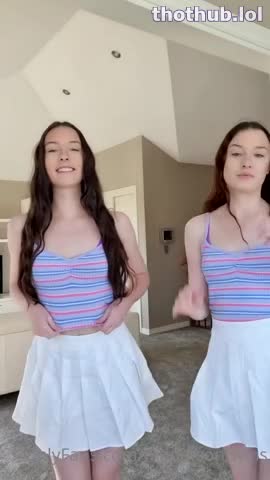Madisontwins: Undressing Each Other