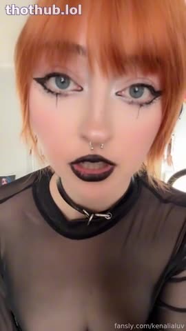 Kenalialuv ginger giantess shrinks you slowly.. until ur small as a bug