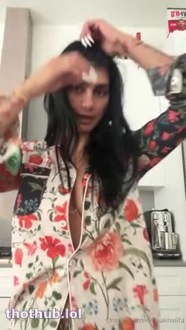 Mia Khalifa OnlyFans leaked Mia Khalifa 50min Nude Cooking Video Leaked on HDthot