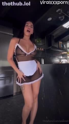 Alexox0 Hot Maid Teases Her Curvy Ass