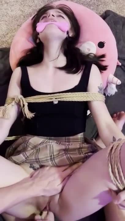 Angels-Ivy’s Kinky BDSM Experience With Her BF