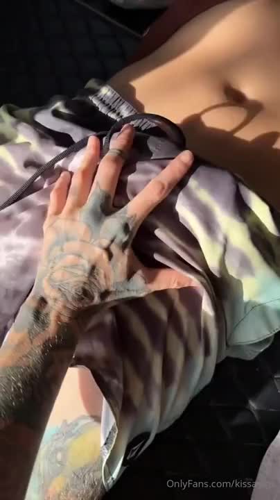 Kissa Sins Roadside BG Anal Fucking