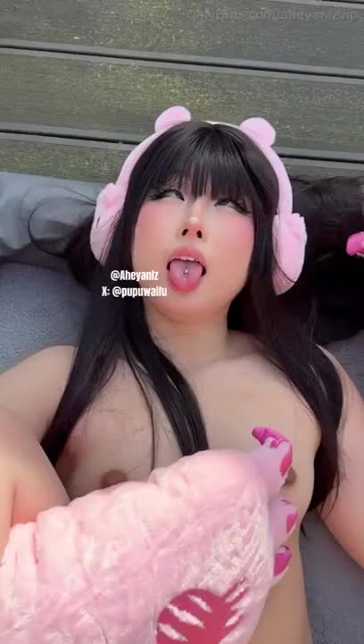 PupuWaifu’s Lusty Backyard Sex Tape
