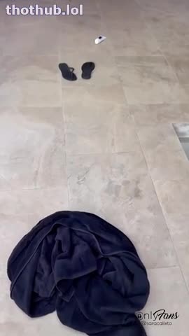 Sara Calixtos Pool Masturbation