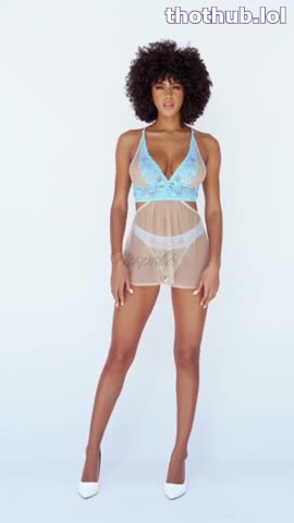 Briana Smith 05