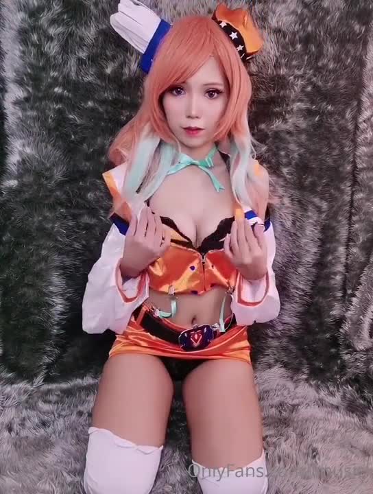 Lmusicl Buzzes Her Pussy As Honoka Kosaka