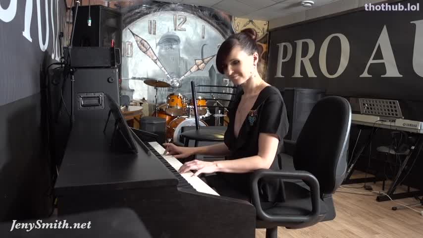 Jeny Smith piano_3