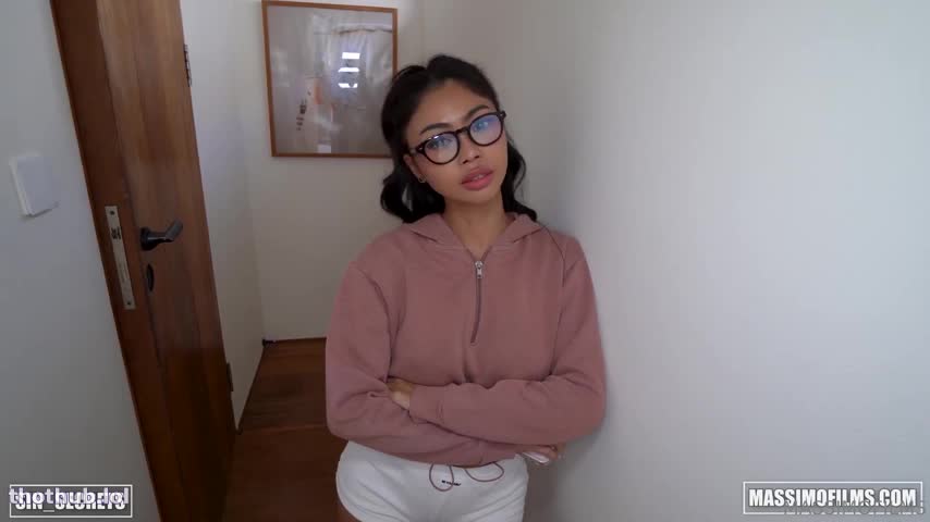 Scarlet Assian Black Lingerie Sex Tape