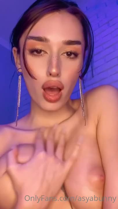 Asya Bunny Bunny Finger Bangs Her Butthole