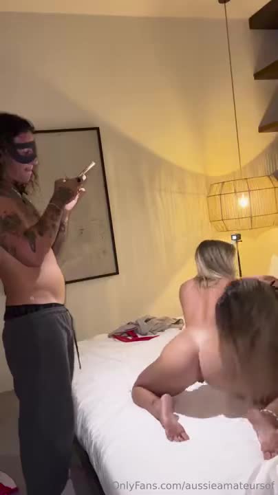 Ella Alexandra Nude Threesome Oral Sex OnlyFans Video Leaked