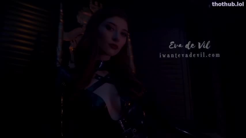 Eva De Vil  Ready For Cock
