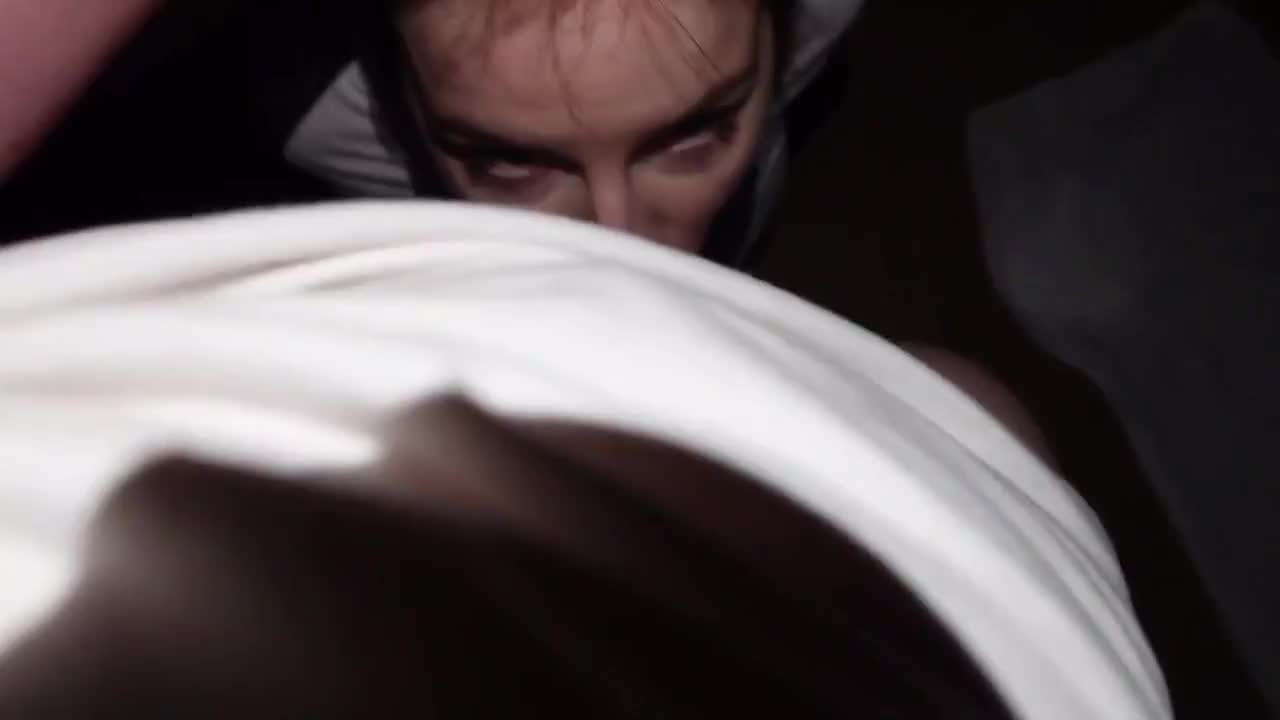 Meskki Sucks & Gets Stretched On The Beach At Night