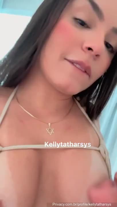 Kellytatharsys OnlyFans leaked Kellytatharsys Sucks And Mounts Her Dildo on HDthot