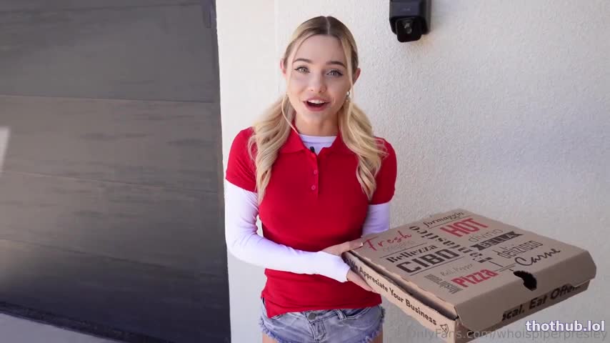 Piper Presley Hot Delivery Pizza Chick Craving A Creampied Fuck
