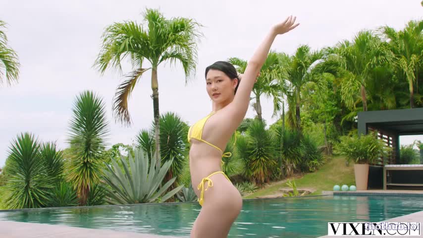 Wei Joanna had sensual sex with Stranger