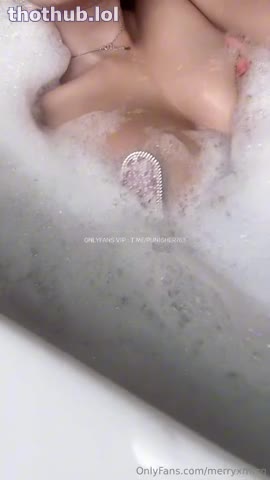 MERRYXMING PETITE THAI SEX
